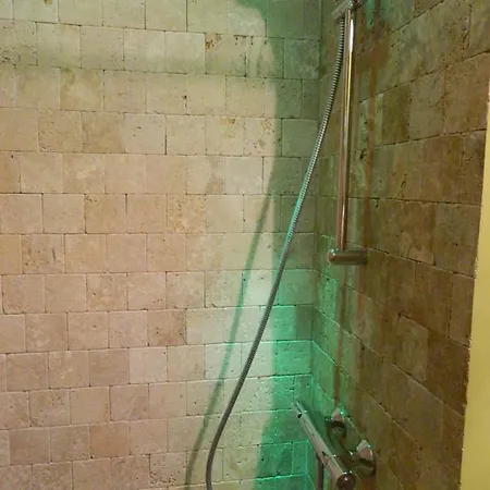 12 O'clock Апартаменты