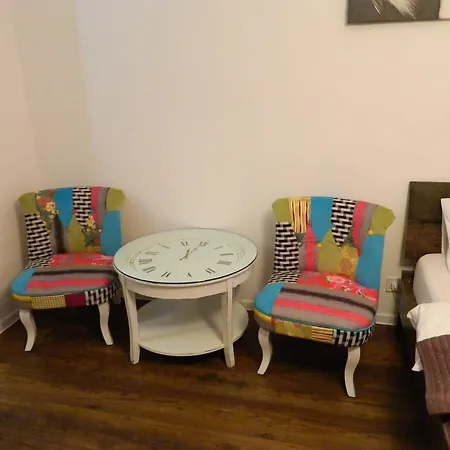 12 O'clock Studio Appartement